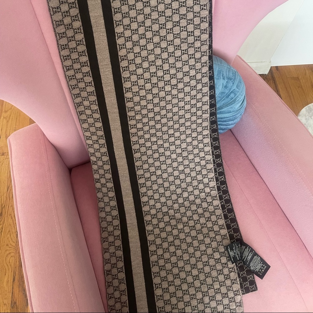 Gucci GG supreme scarf
